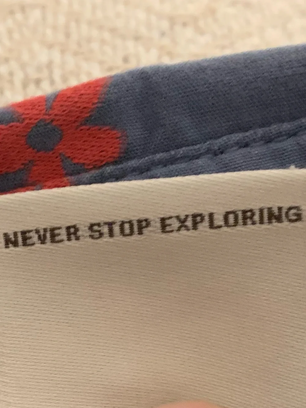 THE NORTH FACE SS Indigo Shirt w Red Flowers